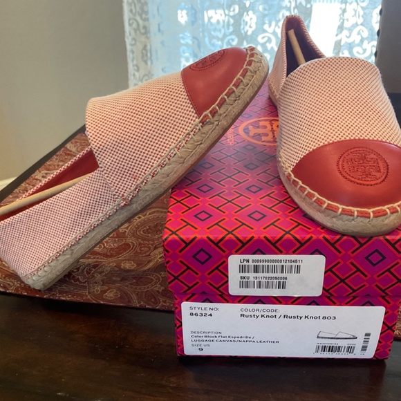 Tory Burch color block Espadrilles, in rusty knot, BNIB,MSRP$198 - Picture 2 of 4